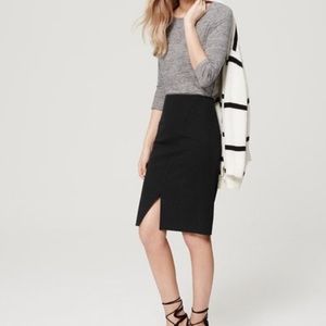 LOFT black textured pencil skirt with front slit size 0 NWT